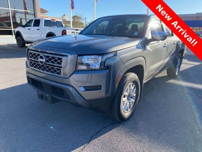 Used 2022 Nissan Frontier SV w/ Technology Package