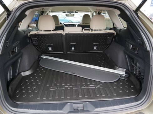 Certified 2025 Subaru Outback Premium image 18