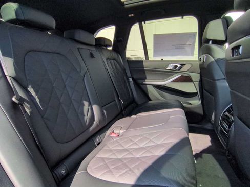 Used 2026 BMW X5 xDrive40i w/ M Sport Package AWD/4WD image 22