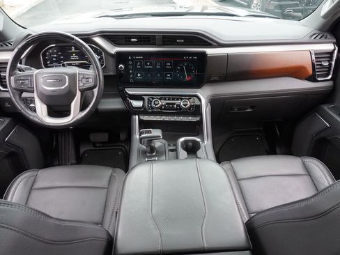 Used 2024 GMC Sierra 1500 Denali image 12