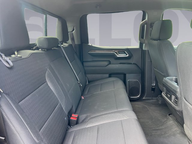 Used 2023 Chevrolet Silverado 1500 RST w/ Convenience Package II AWD/4WD image 18