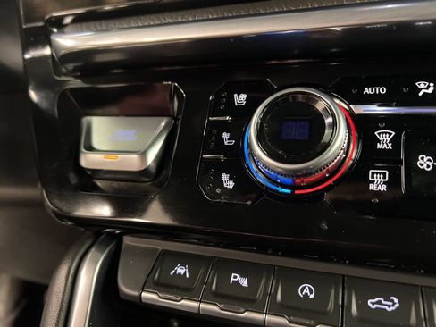 Used 2022 GMC Sierra 1500 Denali w/ Technology Package image 14