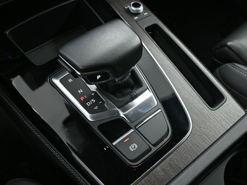 Used 2024 Audi Q5 2.0T Premium Plus image 12