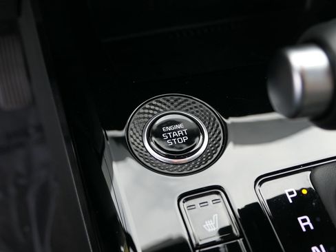 Certified 2025 Kia Niro EX image 20