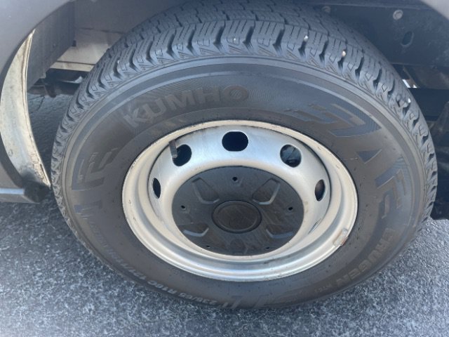 Used 2020 Ford Transit 150 XL RWD image 19