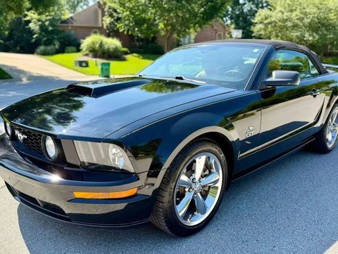 Used 2008 Ford Mustang GT Premium RWD image 7
