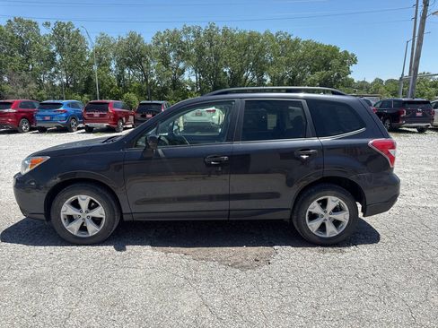 Used 2015 Subaru Forester 2.5i Premium AWD/4WD image 6