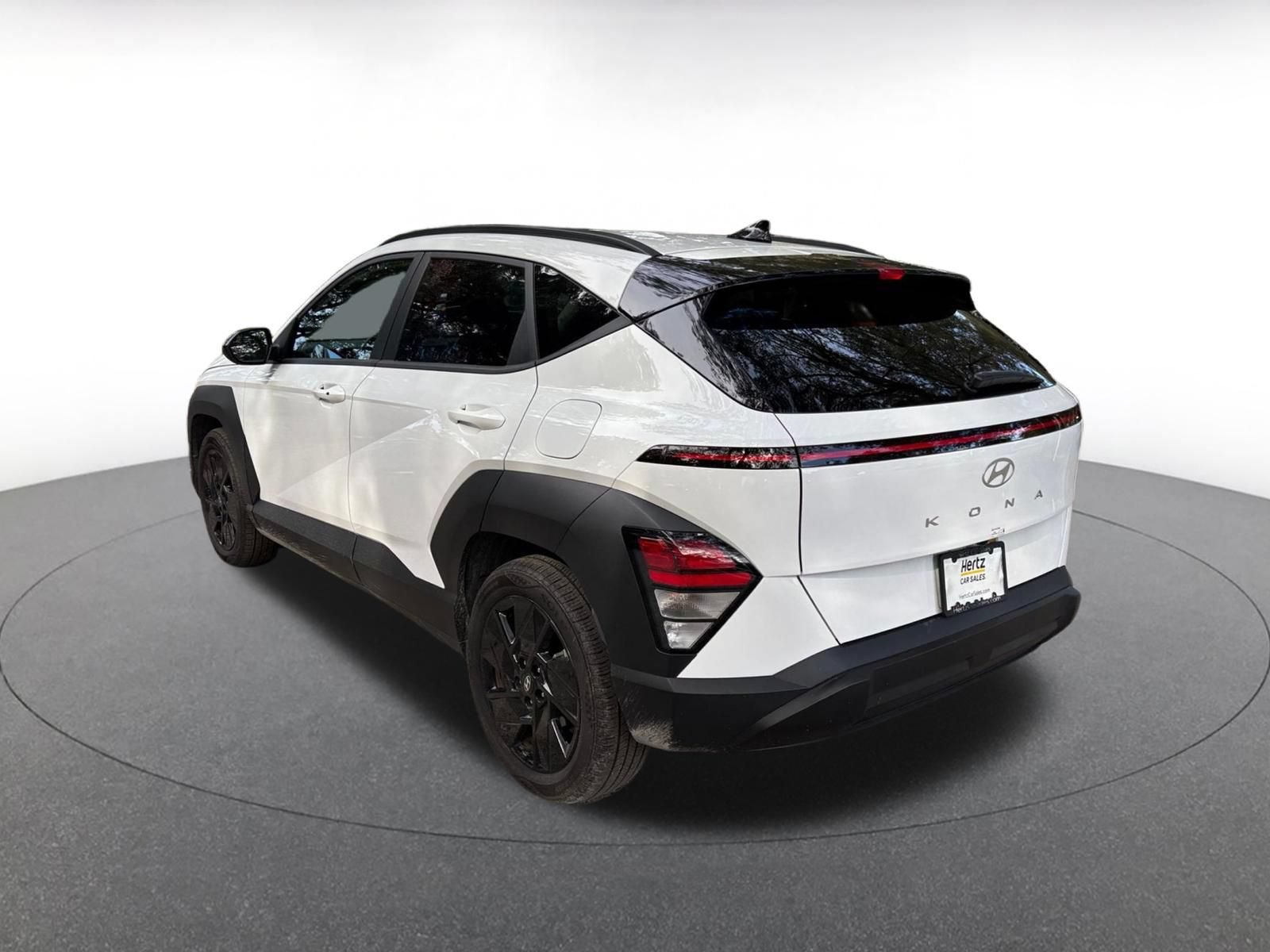 Used 2026 Hyundai Kona SEL Sport FWD image 8