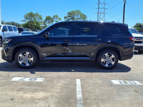 Used 2025 Honda Pilot EX-L image 26