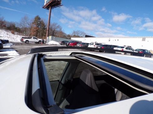 Certified 2025 Subaru Crosstrek 2.0i Premium image 2