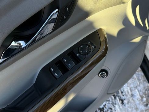 Used 2019 GMC Acadia SLE w/ LPO, Floor Liner Package image 13