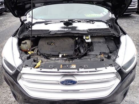 Used 2018 Ford Escape SE w/ Ford Safe & Smart Package image 14