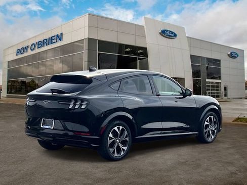 Certified 2023 Ford Mustang Mach-E Premium AWD/4WD image 5