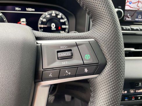 New 2025 Mitsubishi Outlander 4WD Plug-In Hybrid image 17