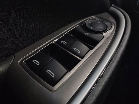 Used 2025 Chevrolet Malibu LT FWD image 27