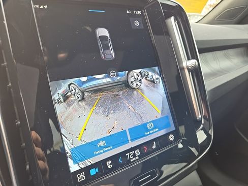 Certified 2023 Volvo C40 P8 Recharge Plus w/ Climate Package image 25