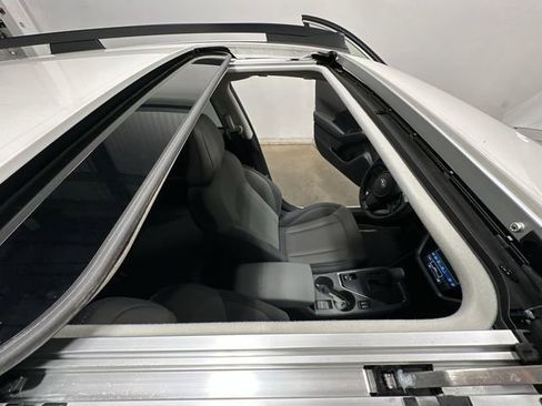 Certified 2025 Subaru Crosstrek 2.0i Premium image 6