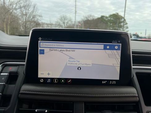 Used 2021 GMC Yukon SLT w/ SLT Luxury Plus Package image 26