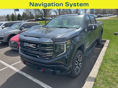 Certified 2022 GMC Sierra 1500 AT4 w/ AT4 Premium Package image 3