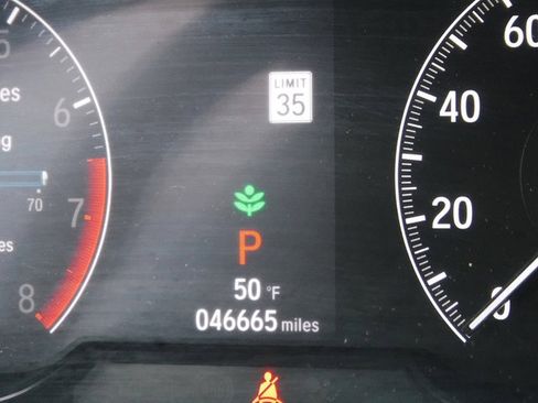 Used 2019 Honda Accord EX image 40