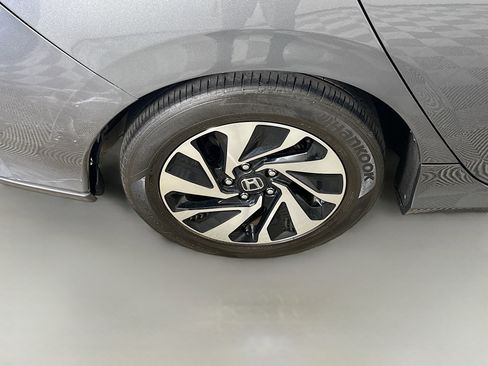 Used 2017 Honda Civic LX image 32