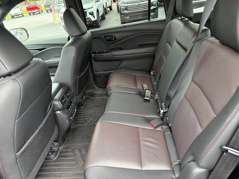 Certified 2024 Honda Passport Black Edition image 21