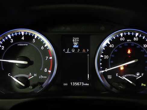 Used 2015 Toyota Highlander Limited image 18