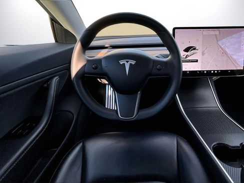 Used 2020 Tesla Model 3 Long Range image 10