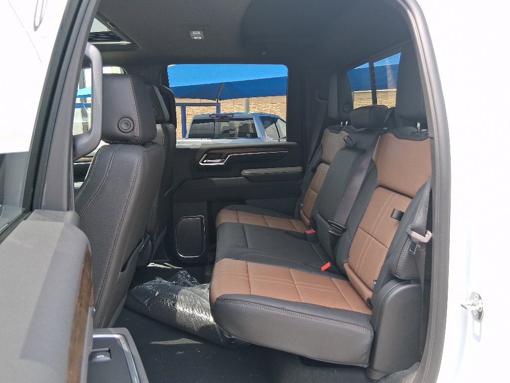New 2026 Chevrolet Silverado 2500 High Country w/ High Country Premium Package AWD/4WD image 22