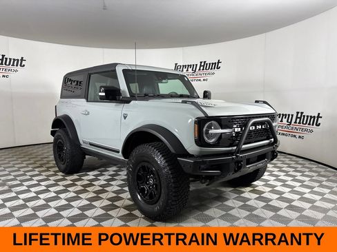 Used 2021 Ford Bronco First Edition AWD/4WD image 4