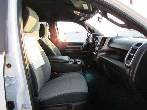 Used 2024 RAM 3500 SLT w/ Quick Order Package 2YG SLT image 22