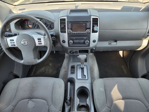 Used 2016 Nissan Frontier SV AWD/4WD image 13