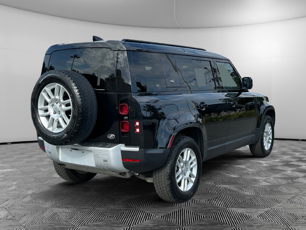 Used 2020 Land Rover Defender 110 S AWD/4WD image 6