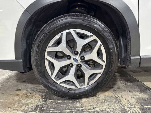 Used 2021 Subaru Forester Premium image 10