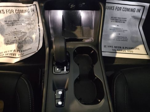 Certified 2026 Volvo XC40 B5 Core w/ Climate Package AWD/4WD image 24