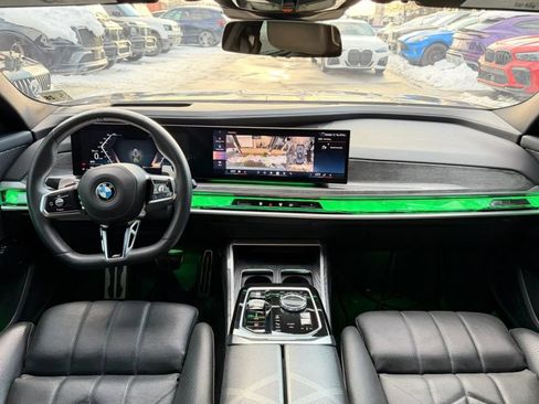 Used 2023 BMW 760i xDrive w/ Parking Assistance Package image 19