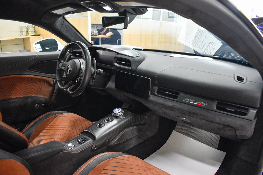 Used 2022 Maserati MC20 Coupe RWD image 20