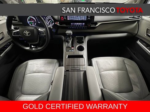 Certified 2021 Toyota Sienna Limited image 28