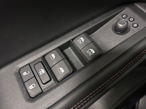 New 2026 Jeep Cherokee Overland image 5