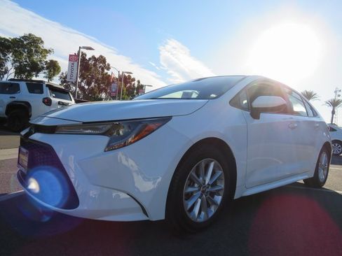 Certified 2022 Toyota Corolla LE w/ LE Premium Package image 3