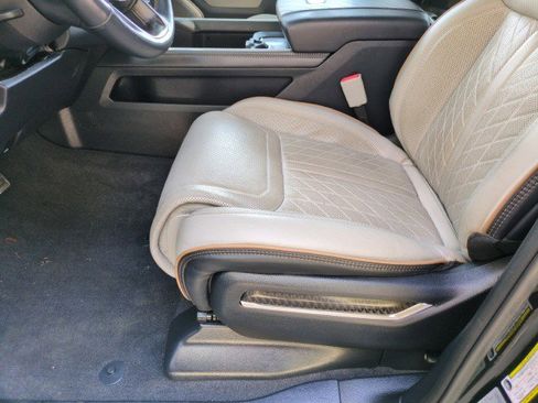 Used 2025 RAM 1500 Tungsten w/ Trailer Tow Group image 18