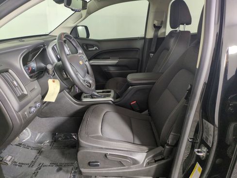 Used 2022 Chevrolet Colorado LT w/ LT Convenience Package AWD/4WD image 12