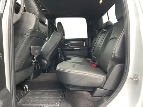 Used 2018 RAM 1500 Limited AWD/4WD image 17