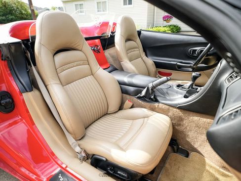 Used 2002 Chevrolet Corvette Convertible w/ Preferred Equipment Group2 RWD image 47