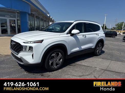 Used 2023 Hyundai Santa Fe SEL FWD image 2