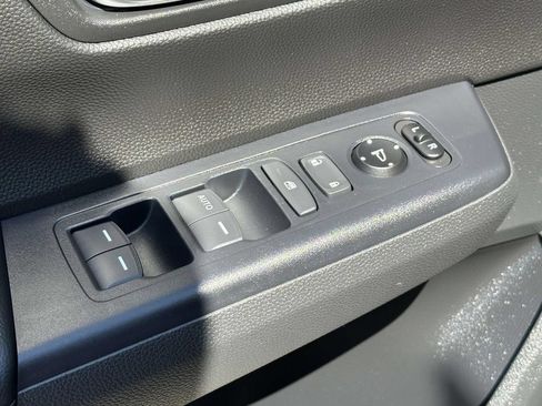 Certified 2025 Honda CR-V LX image 15