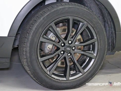 Used 2019 Ford Explorer XLT w/ Equipment Group 202A image 21
