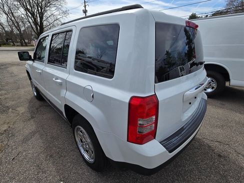 Used 2017 Jeep Patriot Sport w/ Power Value Group image 5