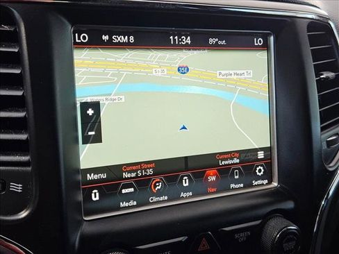 Used 2018 Jeep Grand Cherokee Laredo image 13