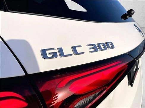 New 2026 Mercedes-Benz GLC 300 image 28